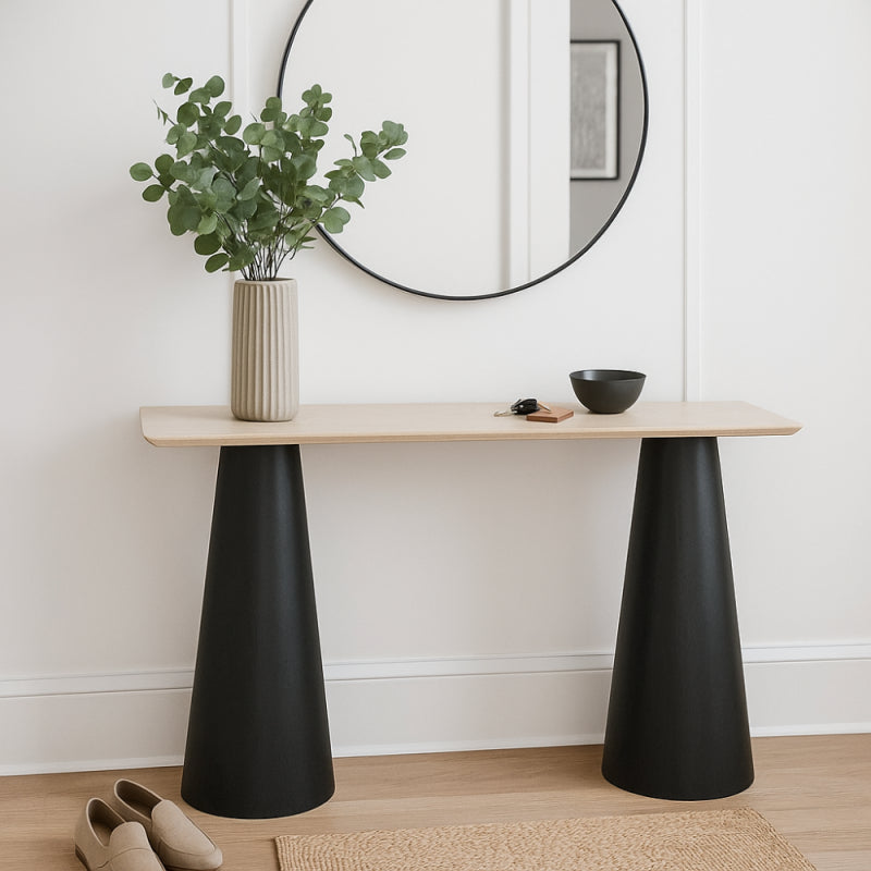 طاولة كونسول أنيقة بقاعدة خشبية مخروطية - 140×40×80 سم