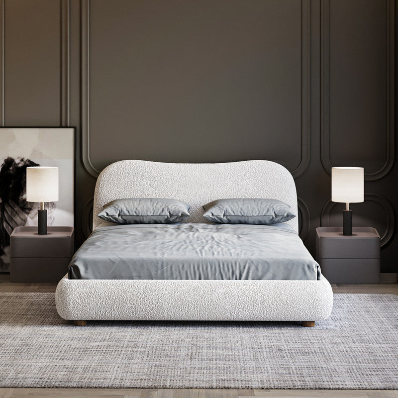 سرير كينغ  من قماش البوكليه والخشب السويدي - أوف وايت