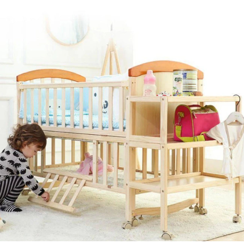 سرير خشبي للأطفال مع مساحة تخزين واسعة، ارتفاع قابل للتعديل ووظائف متعددة، سهولة الحركة والسلامة مع عجلات 360 درجة، مضاد للحشرات وسهل الصيانة، تصميم متين، خيار عملي وآمن للآباء - 115x61x95 سم - WBBZ29