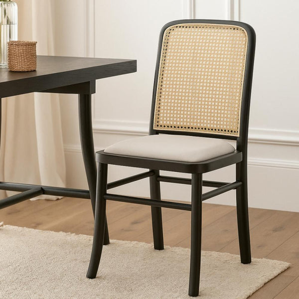 Classic Wooden Chair with a Straw Backrest - 44x40x90 cm