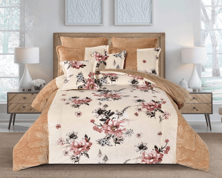 Soft Velvet Bedding With A Fur Interior - 8 Pieces - Double - Floral - Multi-Colored By Alhome - ALHOME