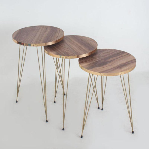 Set of circular service tables with a wooden top brown iron bases and a golden belt By Alhome - ALHOME