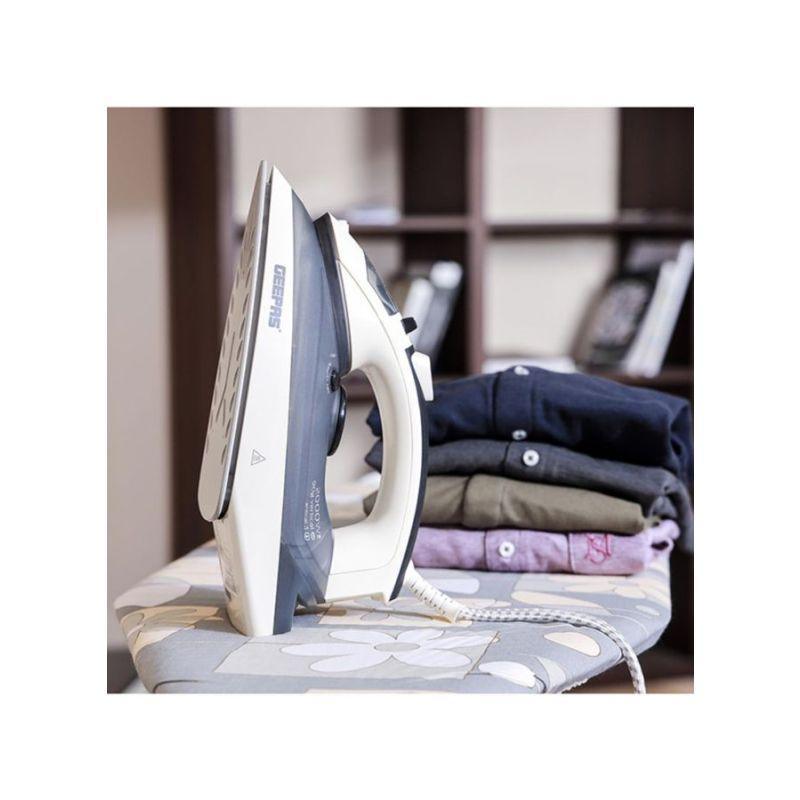 Geepas Wet And Dry Iron 2000 W - GSI7788 - .com - Your Destination for Baby & Mother Needs in Saudi Arabia